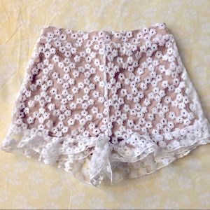 Latona Cream Embroidered Lace Ruffled Shorts